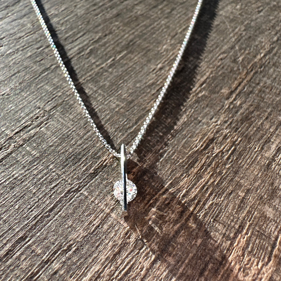 Necklace White gold with Floating Brilliant medium