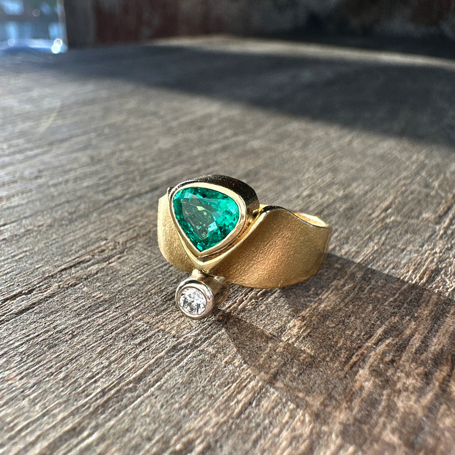 Ring med Smaragd