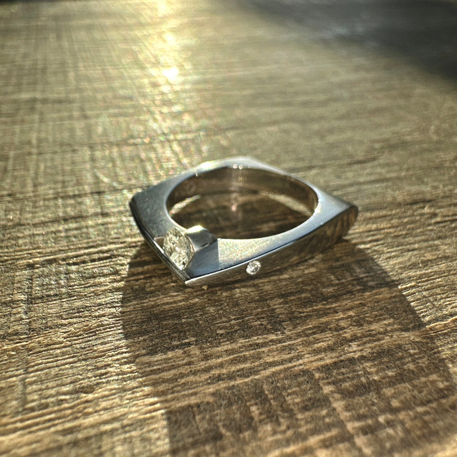 Ring Svævende Brillant Square Hvidguld [0.41ct]